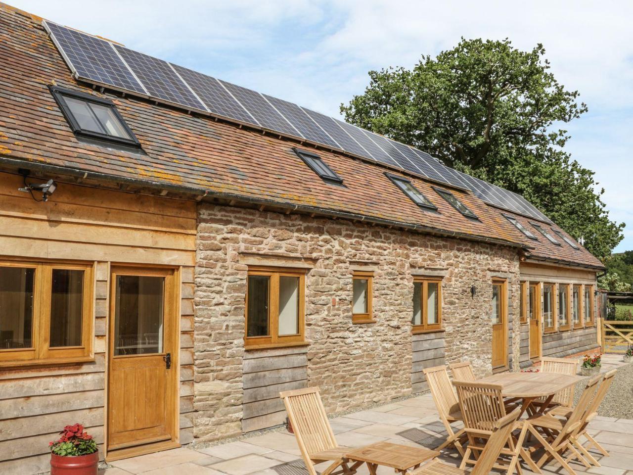 Clee Saint Margaret The Cow Byre, Heath Farm 빌라 외부 사진